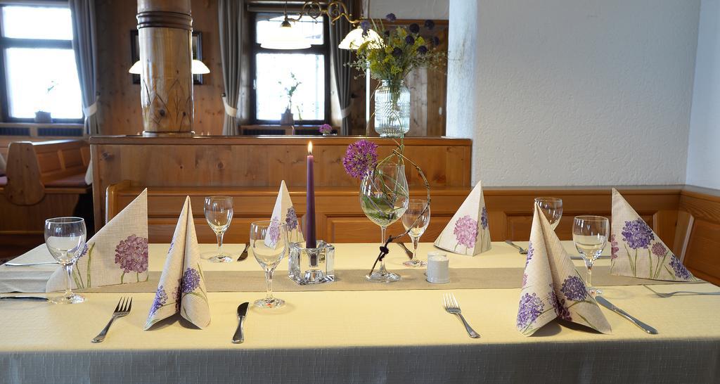 Hotel Frauensteiner Hof Frauenstein  エクステリア 写真