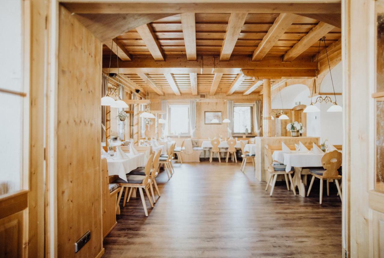 Hotel Frauensteiner Hof Frauenstein  エクステリア 写真
