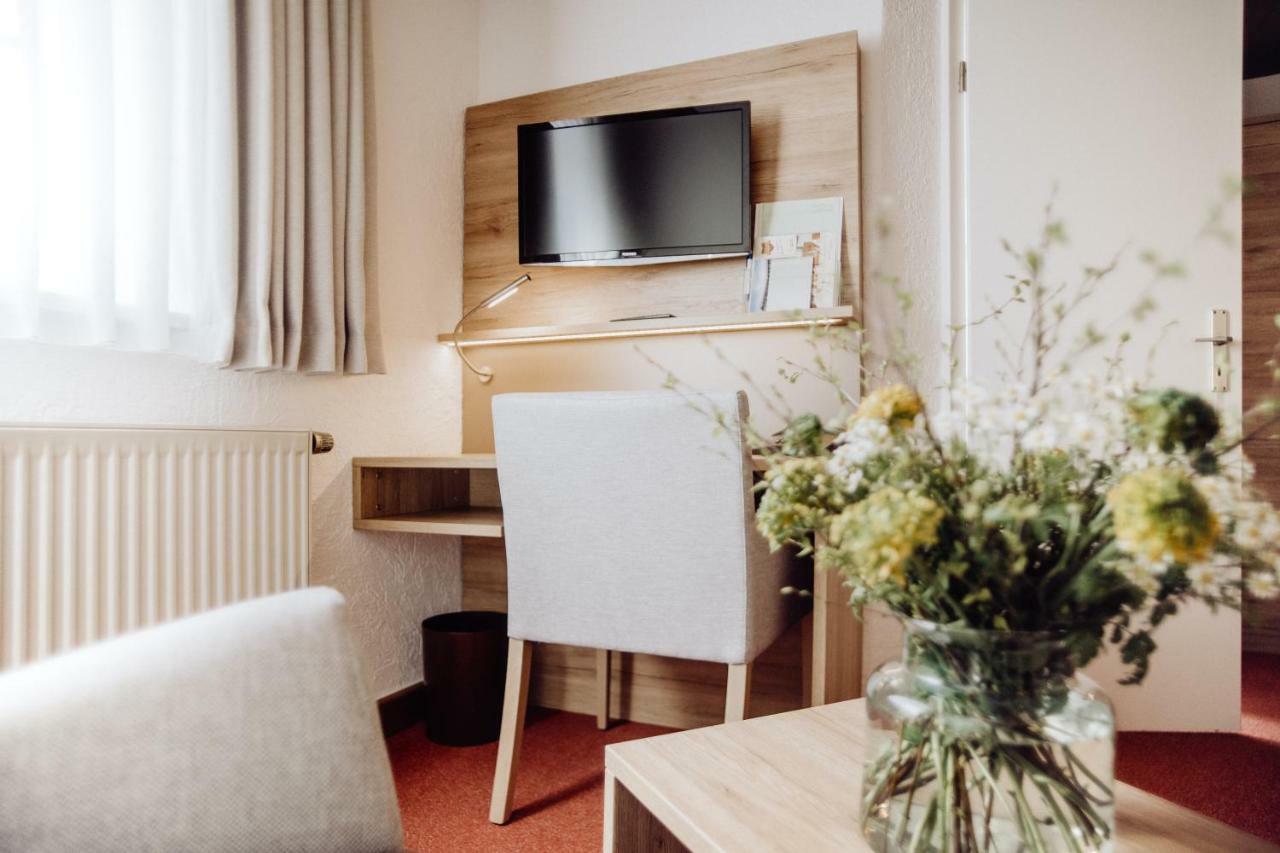 Hotel Frauensteiner Hof Frauenstein  エクステリア 写真