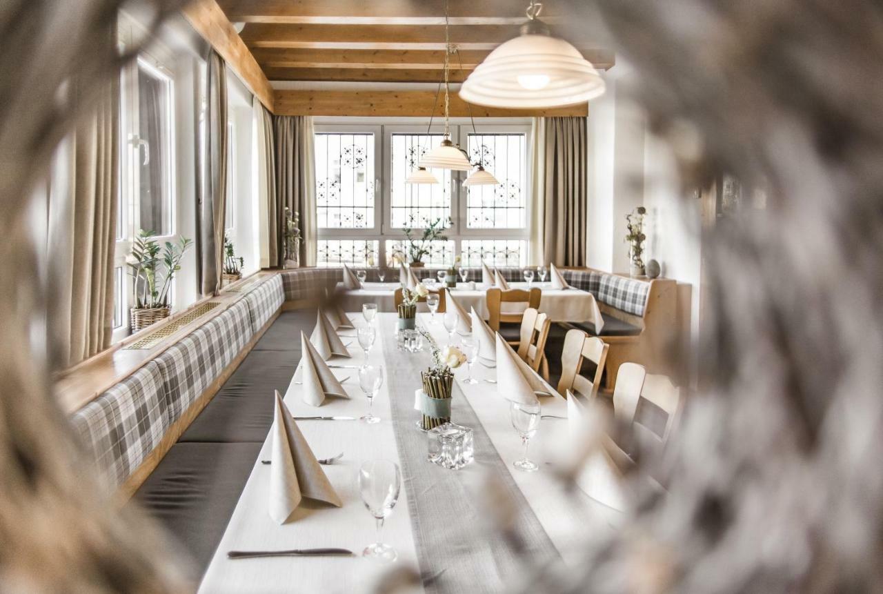Hotel Frauensteiner Hof Frauenstein  エクステリア 写真