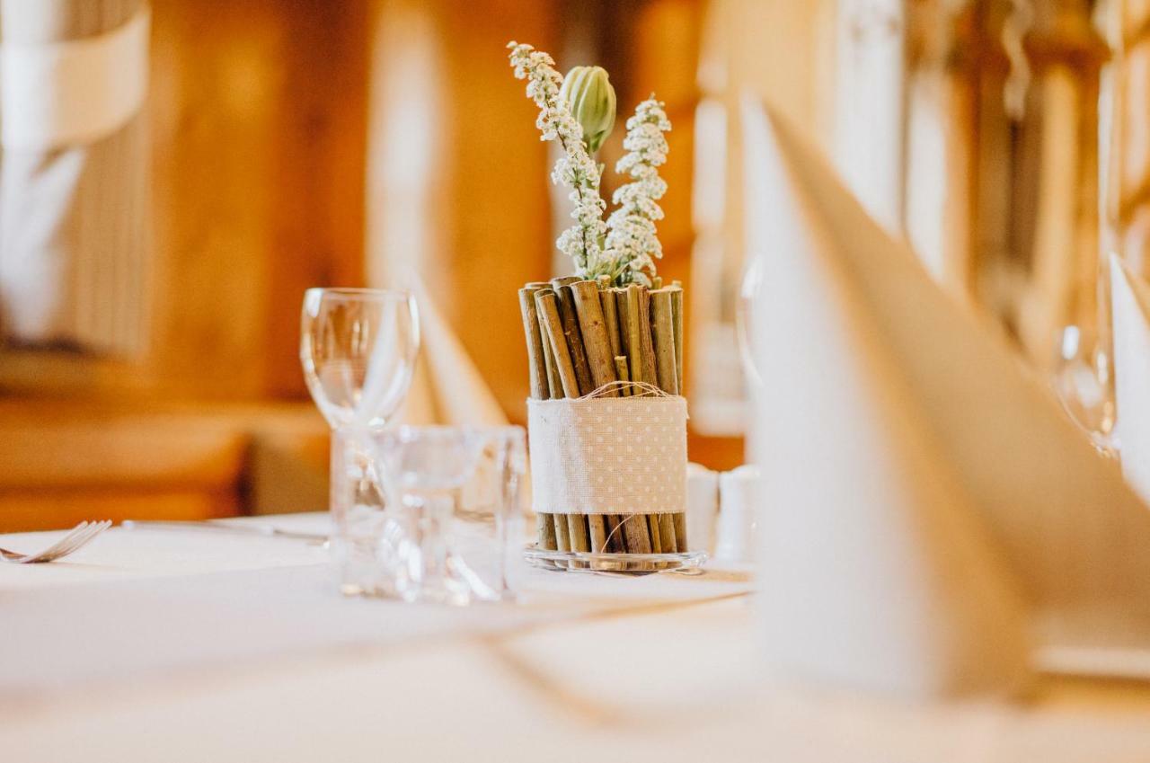 Hotel Frauensteiner Hof Frauenstein  エクステリア 写真