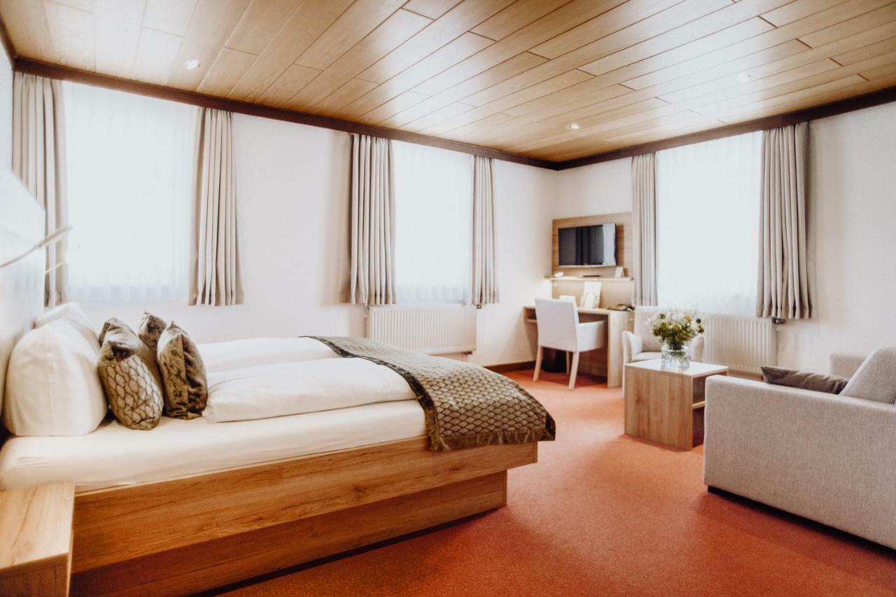 Hotel Frauensteiner Hof Frauenstein  エクステリア 写真