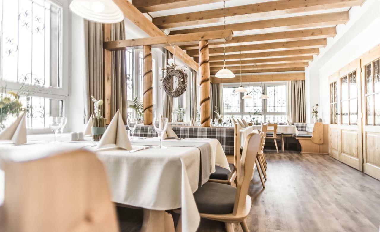 Hotel Frauensteiner Hof Frauenstein  エクステリア 写真